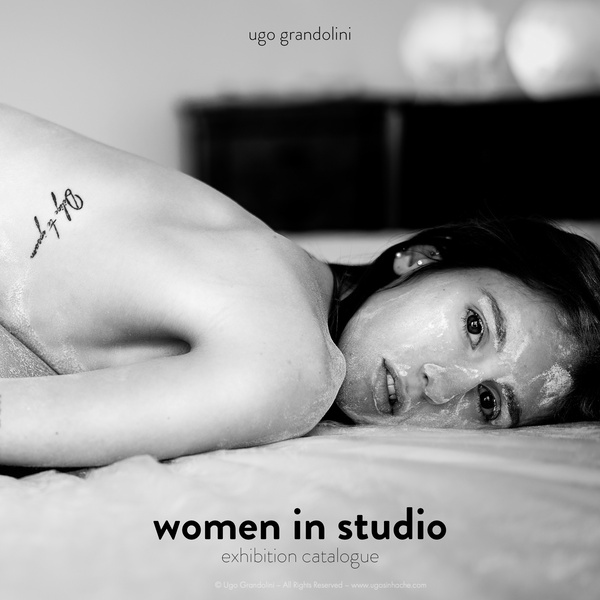 women in studio Cover
